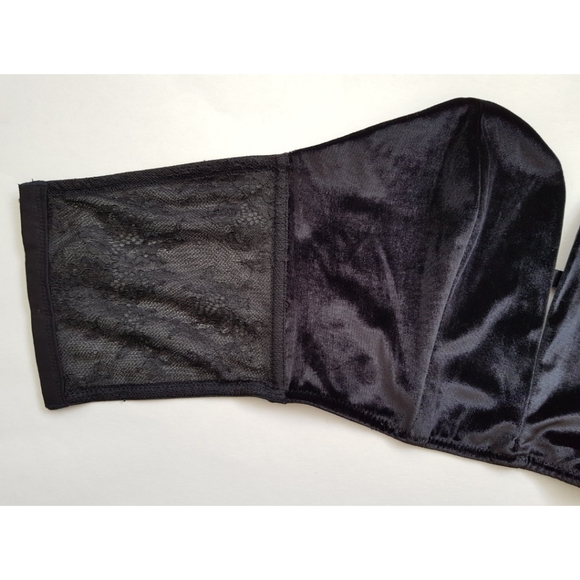 Victoria's Secret Velvet Strapless Bra Top - Picture 7 of 16